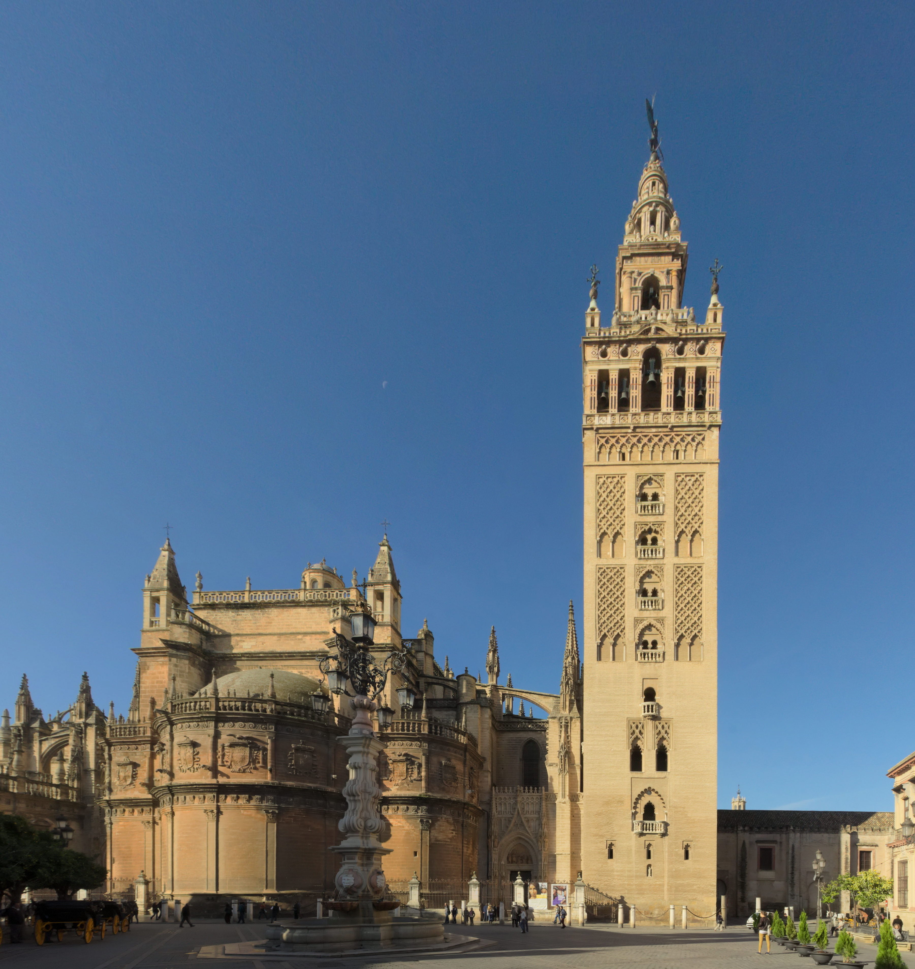 SEVILLE TOWER (TORRE SEVILLA): SIMBOL MODERN DI JANTUNG ANDALUSIA