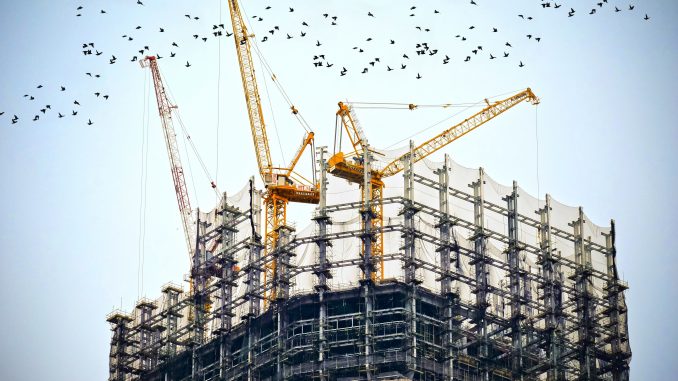 PERAN BESI DALAM STRUKTUR BANGUNAN BERTINGKAT