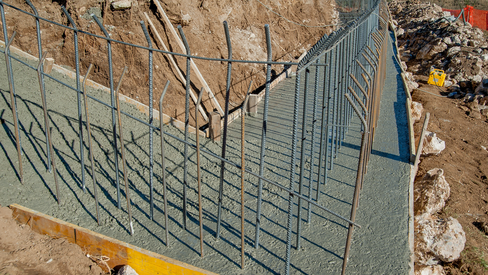 JENIS-JENIS BETON YANG DIGUNAKAN DALAM PEMBANGUNAN RUMAH