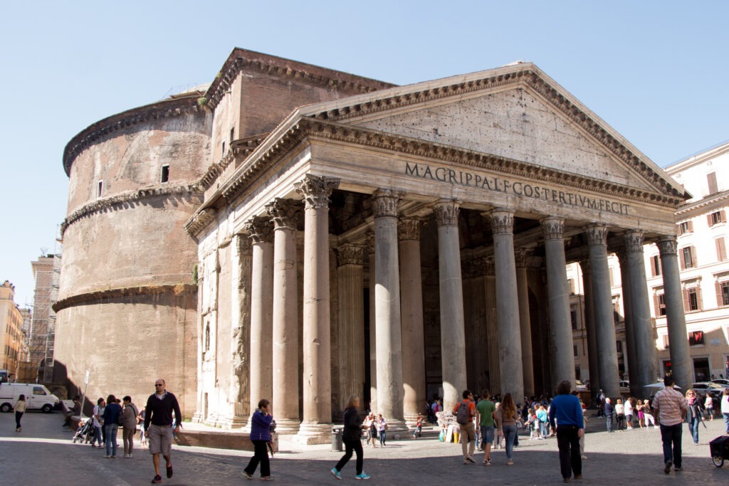 PANTHEON ROMA : SALAH SATU BANGUNAN ROMAWI 