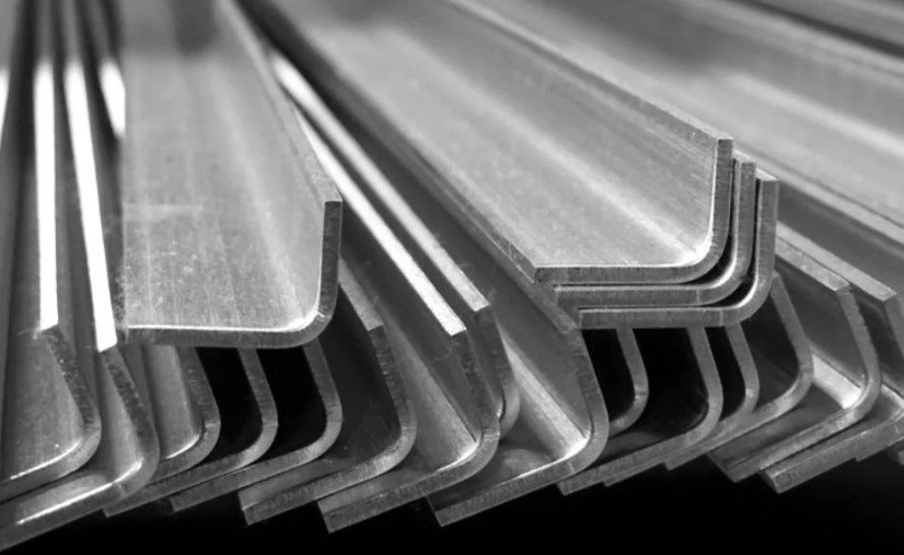 APLIKASI BESI SIKU DALAM PERBAIKAN DAN PERKUATAN STRUKTUR BETON