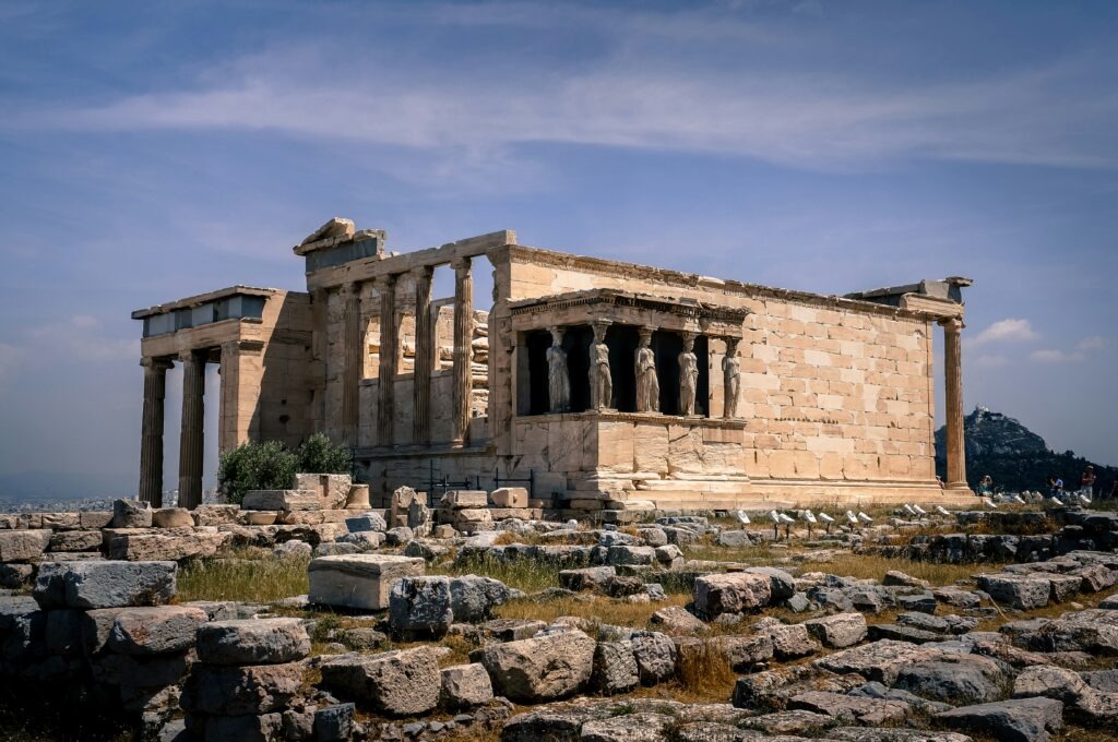 ACROPOLIS OF ATHENS : FAKTA TENTANG SITUS ARKELOGI YUNANI KUNO